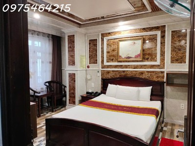 Bán khách sạn 27 phòng   hầm 7 lầu   doanh thu 150tr/tháng  mặt tiền đường nguyễn thái bình, 3
