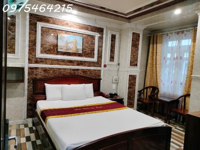 Bán khách sạn 27 phòng   hầm 7 lầu   doanh thu 150tr/tháng  mặt tiền đường nguyễn thái bình, 1