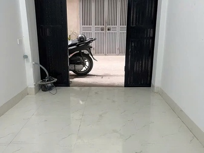 Bán nhà  trương định 34m2.  4 tầng. mặt tiền 2.2. giá 6.25 tỷ hoàng mai hà nội 1