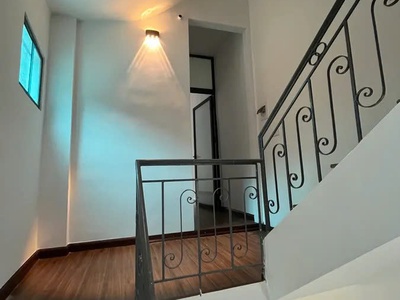 Bán nhà  trương định 34m2.  4 tầng. mặt tiền 2.2. giá 6.25 tỷ hoàng mai hà nội 3