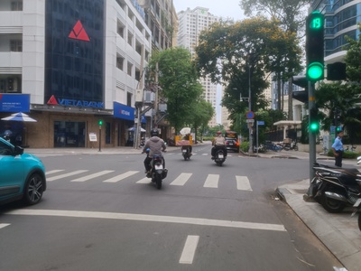 Bán tòa nhà văn phòng mặt tiền nam kỳ khởi nghĩa 3
