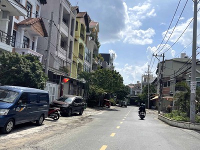 Bán gấp nhà mặt tiền kinh doanh linh trung   180m2 6/6.6x28m - gần hoàng diệu 2   linh trung chỉ 0