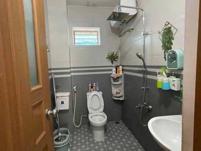 Nhà mt  p.5 - phú nhuận - 145m2 cn -3 tầng - chỉ nhỉnh 100 tr/m2 2