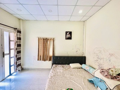 Ngay bv 115 thành thái q.10 - hẻm rộng đẹp 1 trục thông - hiếm nhà bán chỉ 5.x tỷ 0