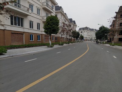 Bán căn biệt thự shophouse nv3 đường 31m tại kđt lideco 3