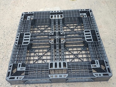 Pallet nhựa hàng đầu Sài Gòn- chất lượng vượt trội, giá tốt 1