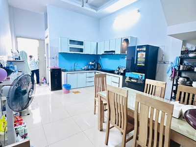 Nhà 2 tầng - chiến lược - hẻm xe hơi - chỉ hơn 3 tỷ 0