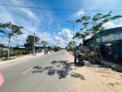 Bán nhà mặt tiền ngô đức tốn, thị xã lagi gần biển tam tân giá rẻ nhất 0