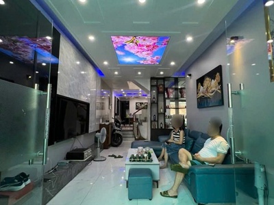 Bán nhà 83m 4 tầng, ô.tô đỗ sân, giá 4.2 tỉ gần ngã 4 thiên lôi - phúc tăng 1