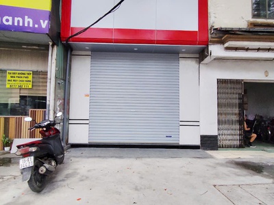 Nhà mặt đường nguyễn văn linh gần aeon, 40m 1.5 tầng, giá 2.35 tỉ 0