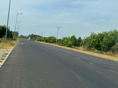 Bán khu đất thổ cư mt đường hùng vương 0