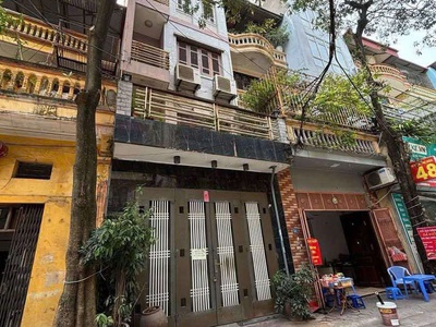 Bán nhà nguyễn văn huyên, ô tô tránh, vỉa hè kd, 70m chỉ 26 tỷ 0