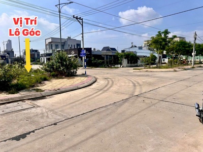Vị trí vàng   lô góc 2 mặt tiền gần công viên   giá rẻ bất ngờ 0