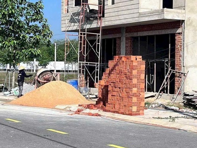 Chính chủ cần bán gấp lô đất 750 triệu phường long nguyên - tp.hồ chí minh. 2