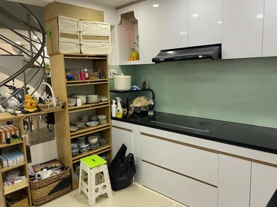 Nhà 3 tầng đúc btct- 4x12m -đường 3/2,p12, tt quận 10 chỉ 7.9 tỷ  tặng ip16 khi cọc 2