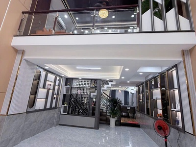 Bán nhà phố phường thạnh xuân quận 12 nhỉnh 6 tỷ- 4 tầng dt 100m2  5x20  hxh 7m  ☘diện tích ngang 0