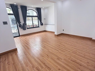 Bán nhà phố phường thạnh xuân quận 12 nhỉnh 6 tỷ- 4 tầng dt 100m2  5x20  hxh 7m  ☘diện tích ngang 3