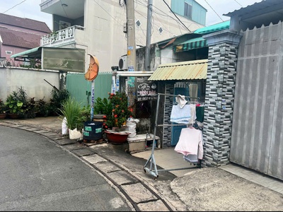 Chính chủ bán hoặc cho thuê nhà   gần trường thpt thủ đức 0