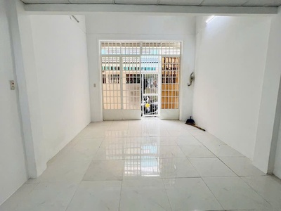 Bán gấp nhà nguyễn súy tân quý gần chợ tân hương 44m2 ,2 tầng 4 tỷ2 3