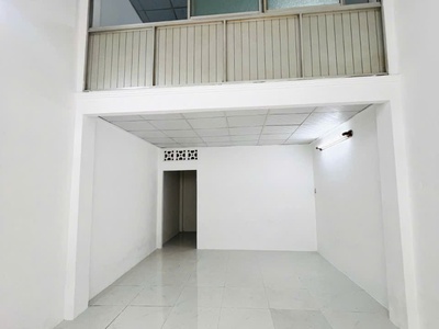 Bán gấp nhà nguyễn súy tân quý gần chợ tân hương 44m2 ,2 tầng 4 tỷ2 1