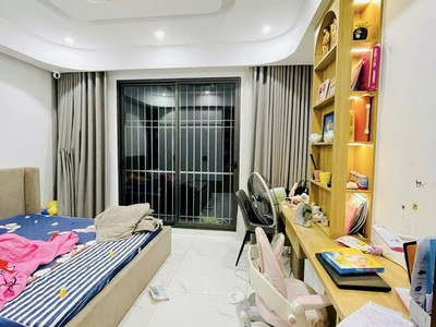 Bán 90m - 6 Tâng - 5m.Mặt Tiền.   Hồ Tùng Mậu   Nam Từ Liêm. ô tô 3