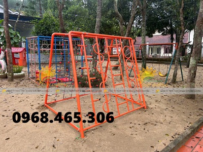 Thang leo sắt trẻ em, thang leo vận động mầm non 3