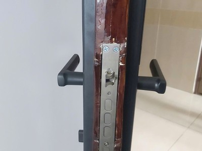 Khóa điện tử 2
