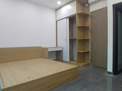 Bán Nhà Giải Phóng , DT 50m x 6T , Gí Hơn 12 Tỷ , 10P Ngủ , Dòng Tiền 600/ Năm , Oto đỗng cửa 2