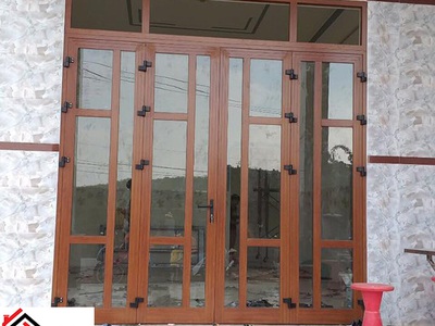 Cửa kính cường lực hiện đại phù hợp nhà ống nhỏ 0