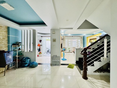 PHÚ NHUẬN - khu VIP Hồ Biểu Chánh, xe hơi đỗ cửa, 70m2, 4 tấm đúc. 2