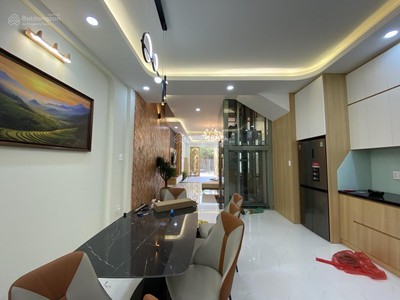 Nhà mới 90m2 - Có thang máy - Đủ nội thất - Giá 14.5 tỷ - Đường D4, Q7 1