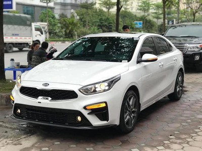 Dịch vụ cho thuê xe oto Đà Nẵng - Phú Thiện Hưng 1