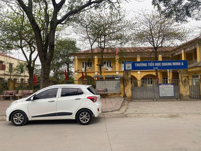 Em quang cc bán 6 lô tt quang minh,cực đẹp,giá êm cho nđt,mt 5m hàng hiếm 2