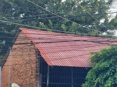 Bán nhà mặt tiền hoàng hoa thám   ngay chợ lagi trung tâm thị xã   8x20m   giá chỉ 6.3 tỷ 2