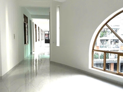 Chính chủ cho thuê văn phòng tại tầng 4 toà nhà văn phòng 5 tầng tại hoàng sâm 2