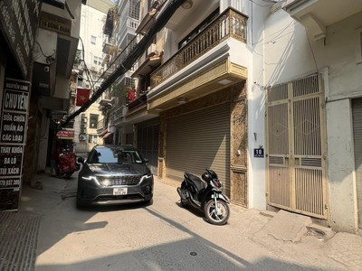 Nhà đẹp phố đông quan cầu giấy - luxury - thang máy -sđcc - lh:em phú - call: 0969577586 1
