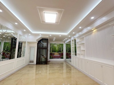 Nhà đẹp phố đông quan cầu giấy - luxury - thang máy -sđcc - lh:em phú - call: 0969577586 4