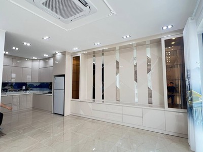 Nhà đẹp phố đông quan cầu giấy - luxury - thang máy -sđcc - lh:em phú - call: 0969577586 3
