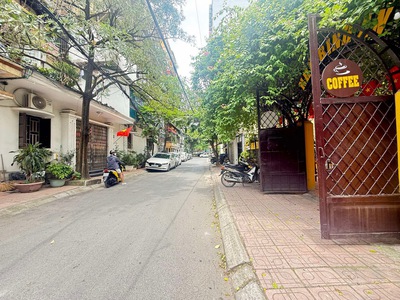 Bán căn hộ tầng 1 ngõ 208 giải phóng, 90m 2n1vs, kinh doanh tốt,  giá 6,95 tỷ 0