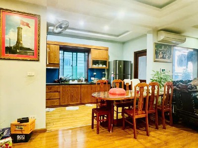 Bán cc 326 lê trọng tấn, dt 152m2, 3n2vs, nội thất đẹp, giá 9,6 tỷ 0