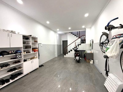 Chỉ 5.6 tỷ tl  69m , 4 tầng/3pn, đường quang trung, gò vấp  đang cho thuê 10tr/tháng 1