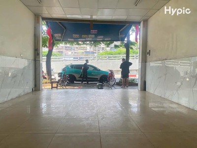 Cho thuê nhà mặt phố đại la, 2 tầng x 55m2, mt5m, 3pn, 22 triệu cà phê, salon, spa 1