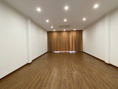 Bán nhà đẹp hoa lâm long biên - hiếm, đẹp, đẳng cấp, thang máy đời mới - kinh doanh đỉnh 3