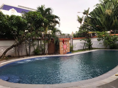Bán biệt thự siêu sang   113/1 nguyễn văn hưởng, p.thảo điền, q.2   dt 639m  full thổ cư 1