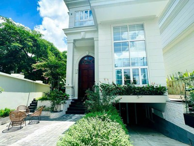 Bán biệt thự căn góc king crown village   c6 nguyễn văn hưởng, p.thảo điền, tp.thủ đức 0
