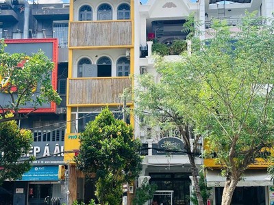 Bán nhà mặt tiền phan xích long p.3, bình thạnh kinh doanh sầm uất giá tốt 2