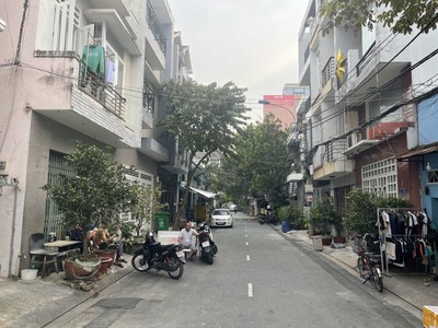 Bán nhà mặt tiền ngay lý phục man, quận 7, 152m2  6x25 , 3 tầng 9 phòng, hiện 19.9 tỷ 4