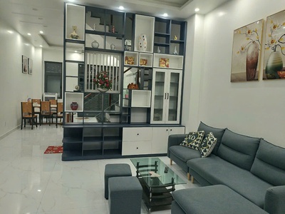 Cho thuê nguyên căn 5 phòng ngủ tại Vinhomes Marina 0
