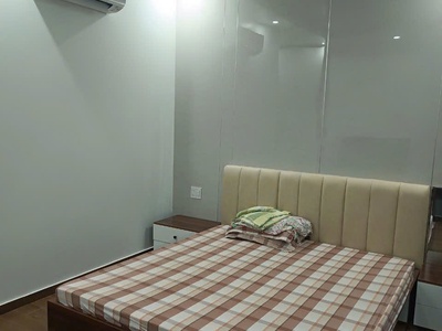 Cho thuê nguyên căn 5 phòng ngủ tại Vinhomes Marina 4