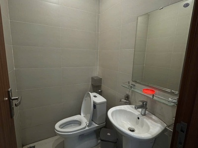 Cho thuê sàn văn phòng tầng 2 80m2 tại Vinhomes Marina 3